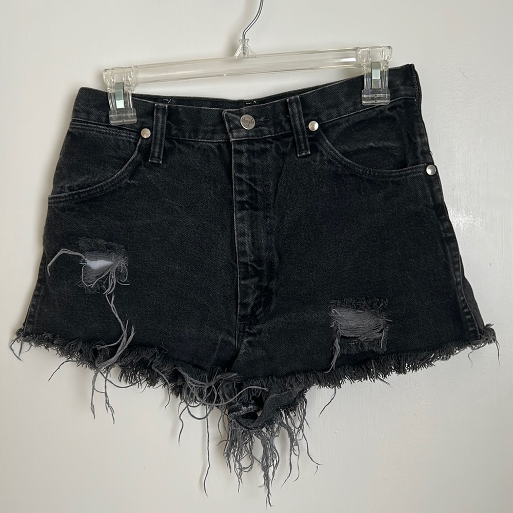 Wrangler High rise cut off shorts, black denim